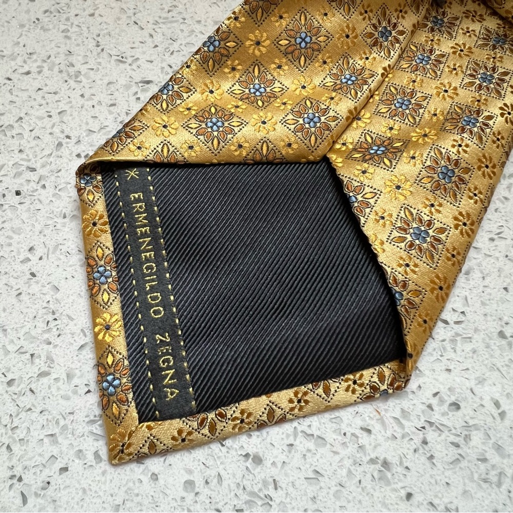 Ermenegildo Zegna 100% Silk Yellow Blue Floral Print Made in Italy Tie - Picture 4 of 9